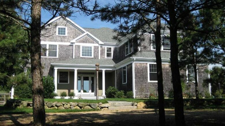 Martha's Vineyard Custom Retreat - West Tisbury, Massachusetts