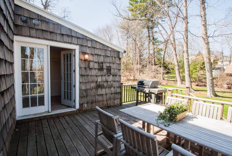 Charming New Canaan Cottage | Walking distance to town | About an hour from New York City by train - New Canaan, Connecticut