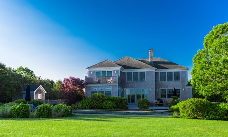 Martha's Vineyard Custom Retreat - West Tisbury, Massachusetts