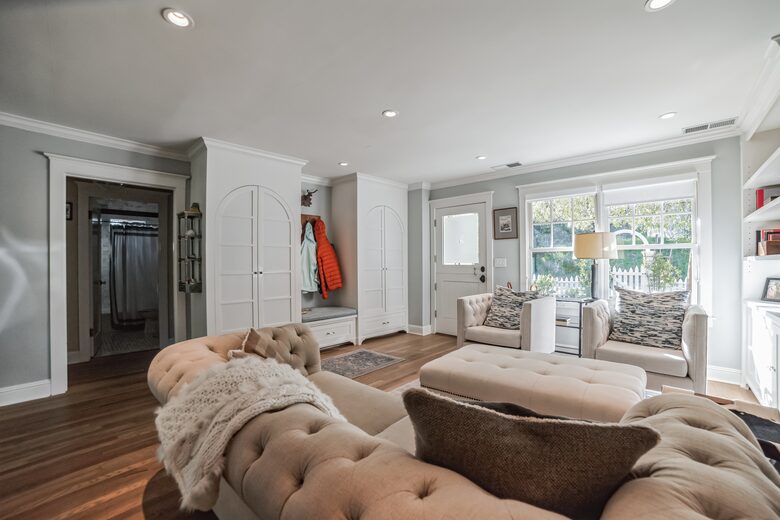 Cozy Contemporary Bungalow - Larkspur, California