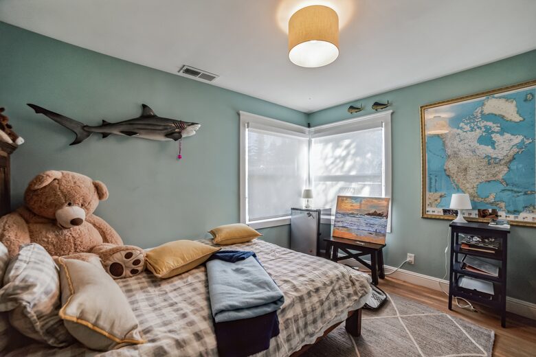 Cozy Contemporary Bungalow - Larkspur, California