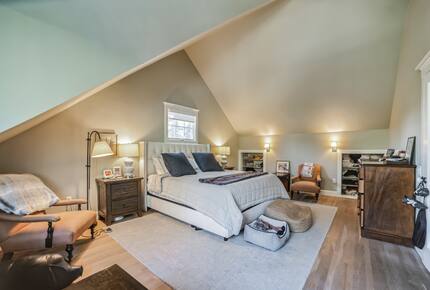 Cozy Contemporary Bungalow - Larkspur, California