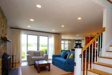 Martha's Vineyard Custom Retreat - West Tisbury, Massachusetts