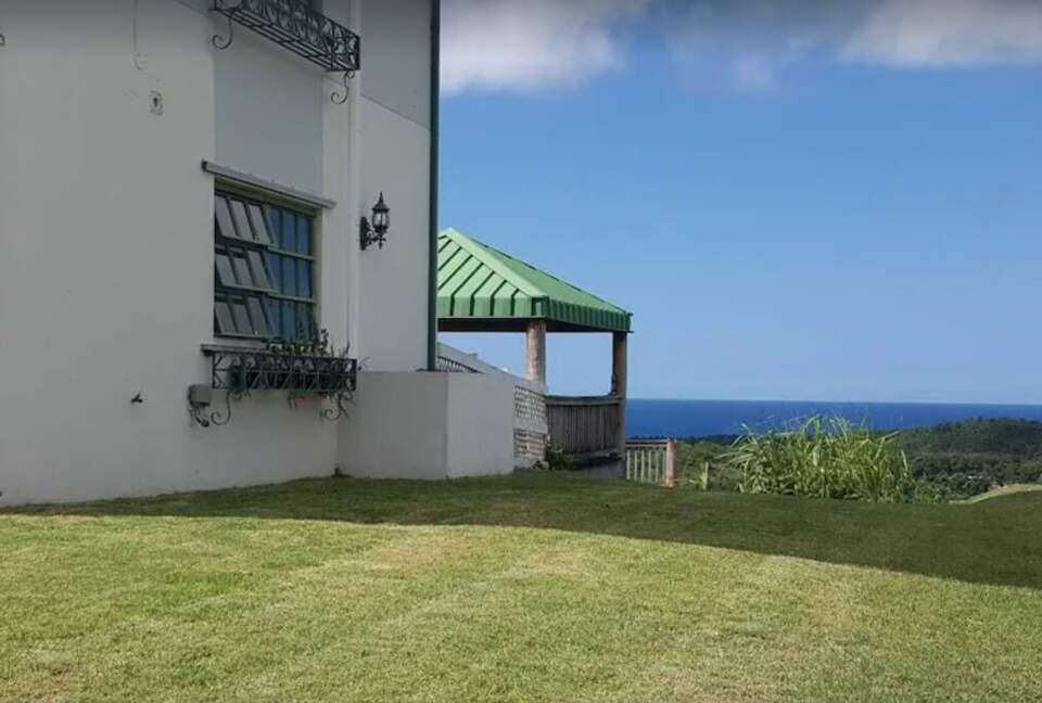 Cozy Family Home with Luquillo Beach View - Luquillo, Puerto Rico
