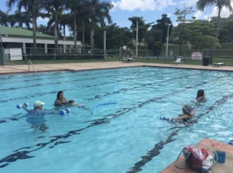Cozy Family Home with Luquillo Beach View - Luquillo, Puerto Rico