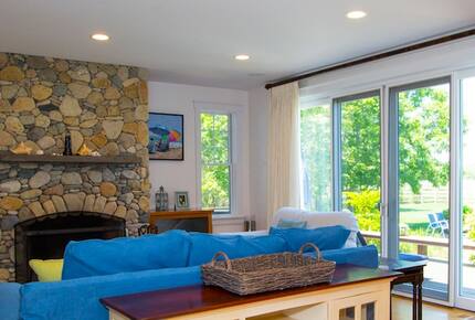 Martha's Vineyard Custom Retreat - West Tisbury, Massachusetts