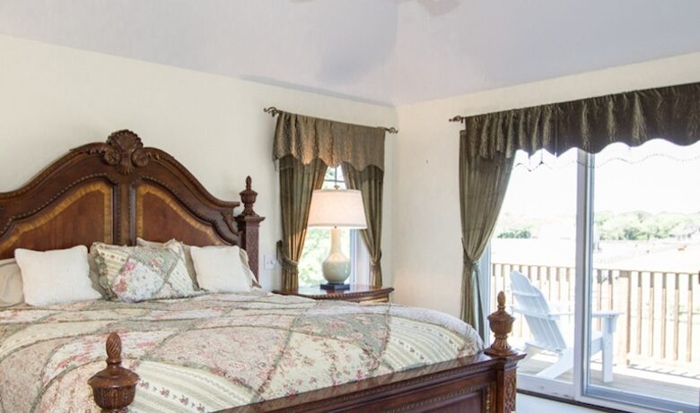 Martha's Vineyard Custom Retreat - West Tisbury, Massachusetts