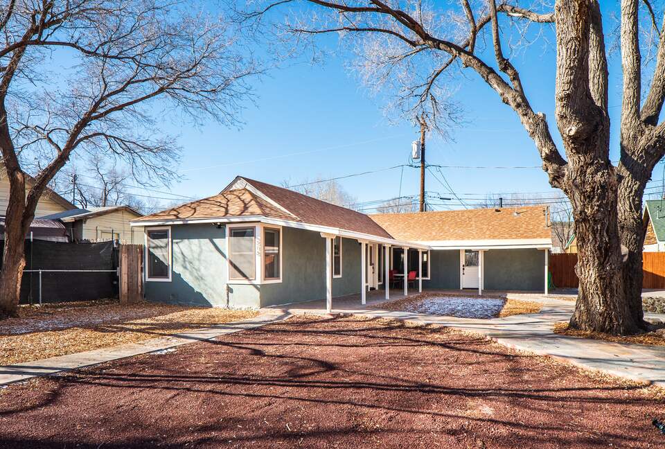 Beautifully Updated Downtown Home with a Sauna - Flagstaff, Arizona