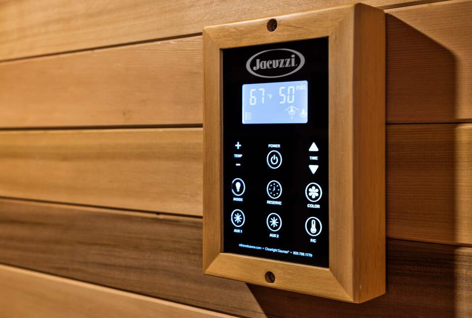 Beautifully Updated Downtown Home with a Sauna - Flagstaff, Arizona