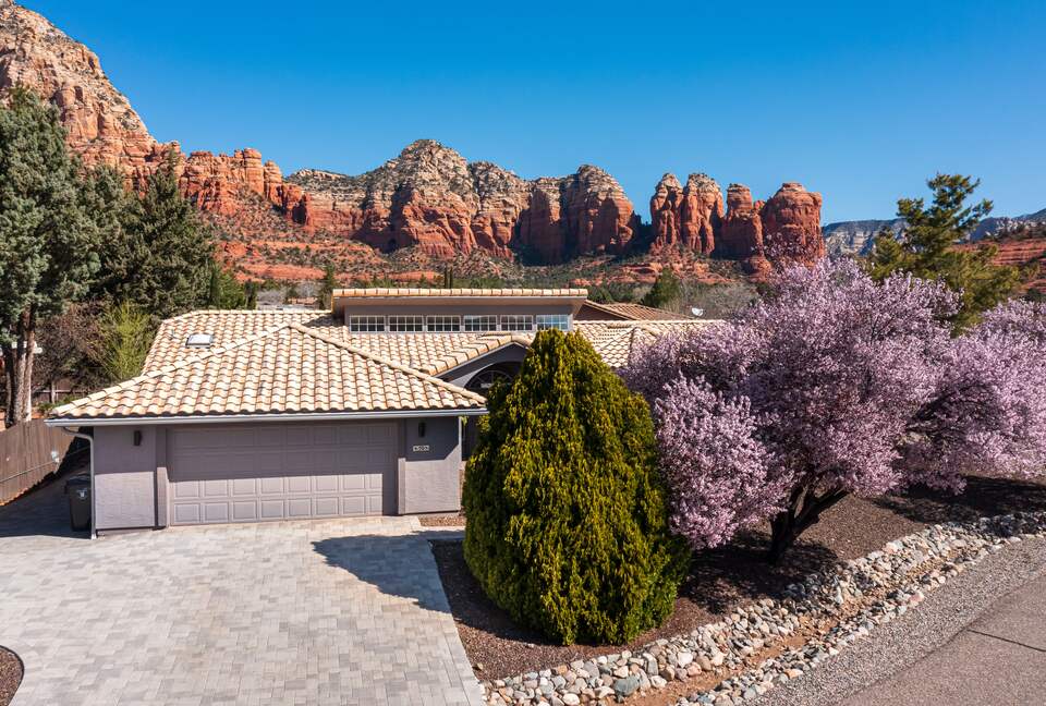 Amazing Red Rock Views with a Hot Tub - Sedona, Arizona