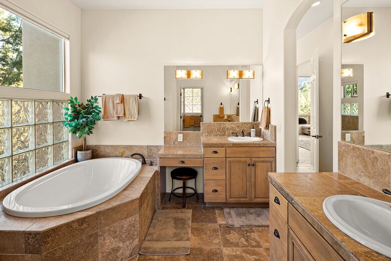 Palisades Paradise | Red Rock Views | Oak Creek Access - Sedona, Arizona