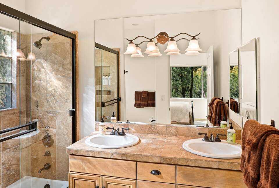 Palisades Paradise | Red Rock Views | Oak Creek Access - Sedona, Arizona