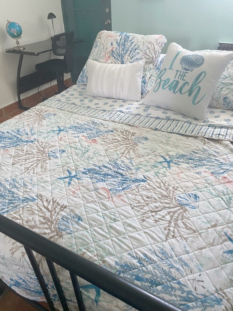 Cozy Family Home with Luquillo Beach View - Luquillo, Puerto Rico