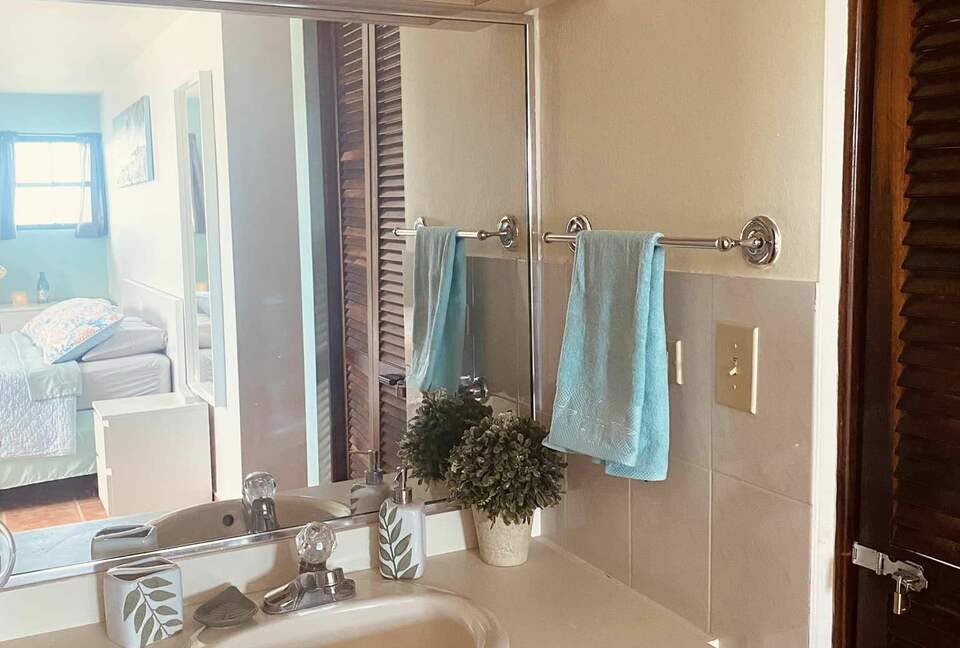 Cozy Family Home with Luquillo Beach View - Luquillo, Puerto Rico