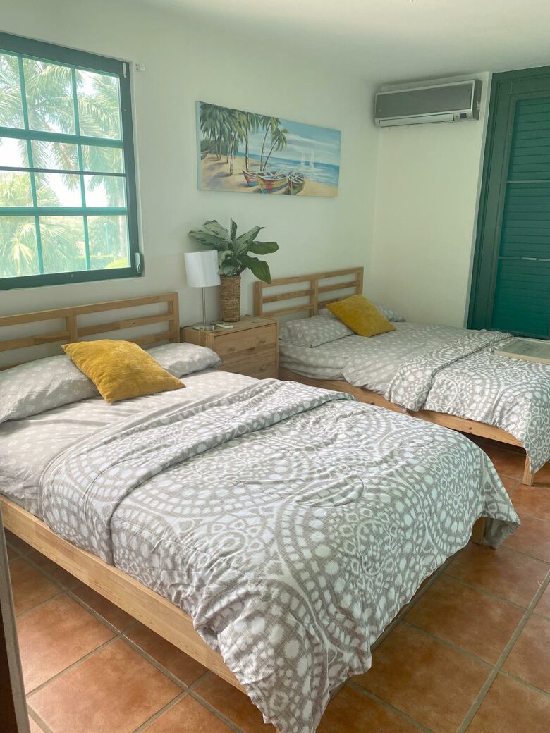 Cozy Family Home with Luquillo Beach View - Luquillo, Puerto Rico