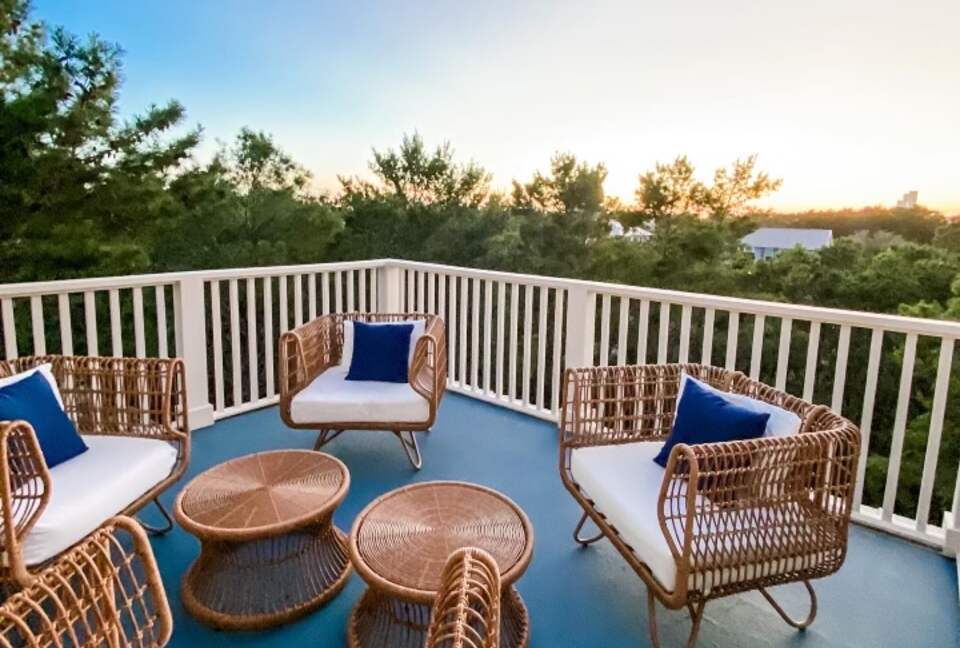 Casamigos Beach Retreat | In the heart of Seagrove - Santa Rosa Beach, Florida