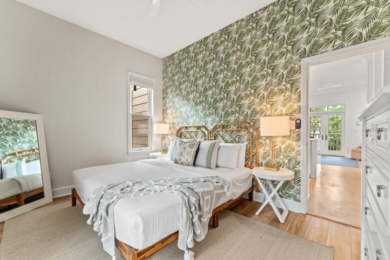 Casamigos Beach Retreat | In the heart of Seagrove - Santa Rosa Beach, Florida