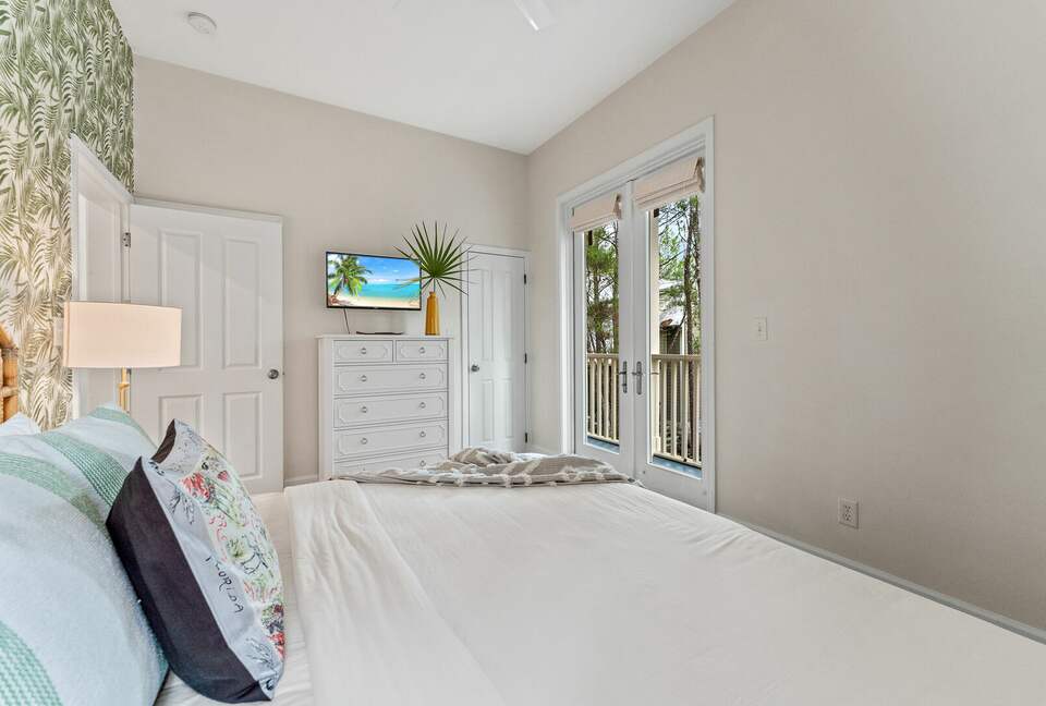 Casamigos Beach Retreat | In the heart of Seagrove - Santa Rosa Beach, Florida