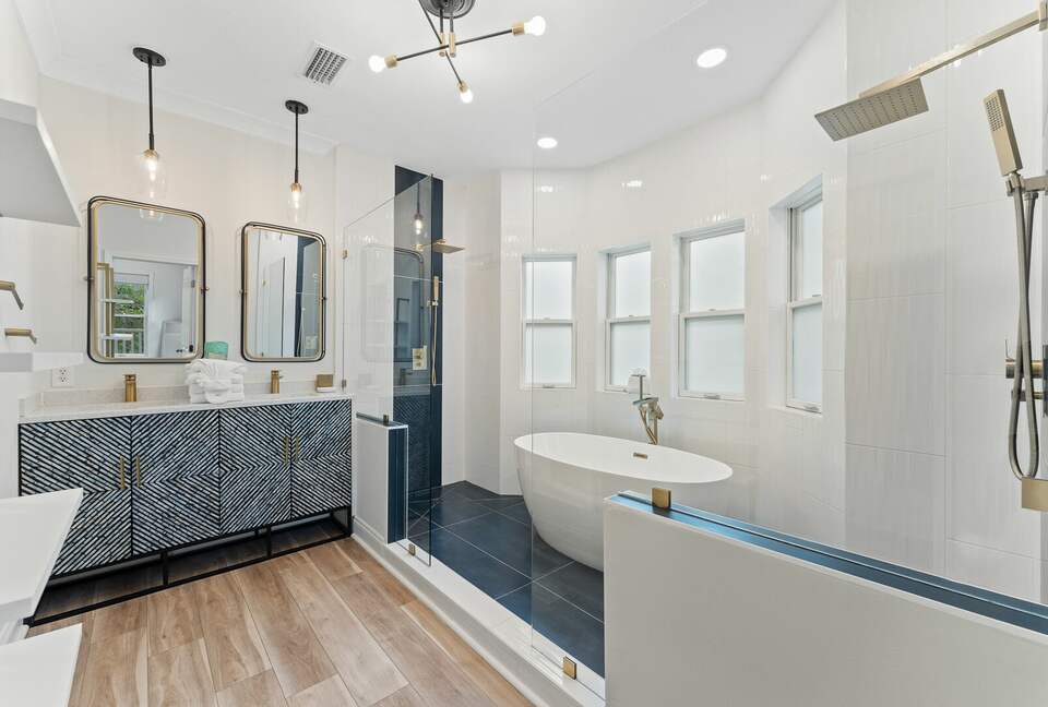 Casamigos Beach Retreat | In the heart of Seagrove - Santa Rosa Beach, Florida