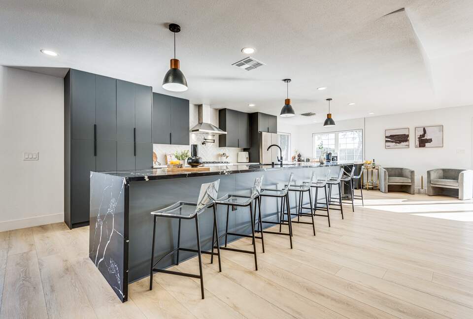 The Regal Estate with a Pool - Las Vegas, Nevada