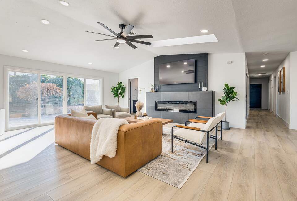 The Regal Estate with a Pool - Las Vegas, Nevada