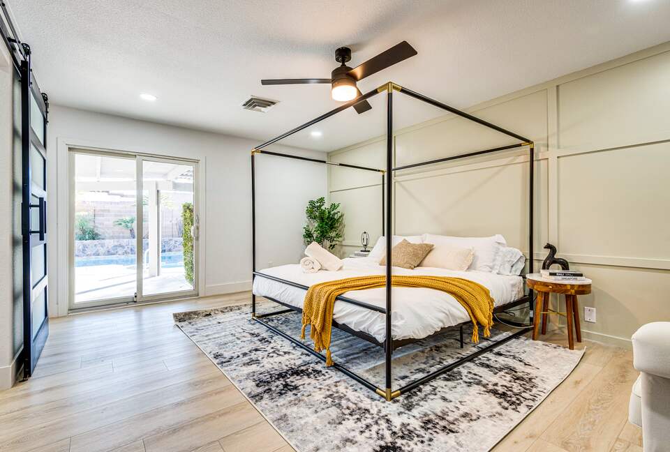 The Regal Estate with a Pool - Las Vegas, Nevada