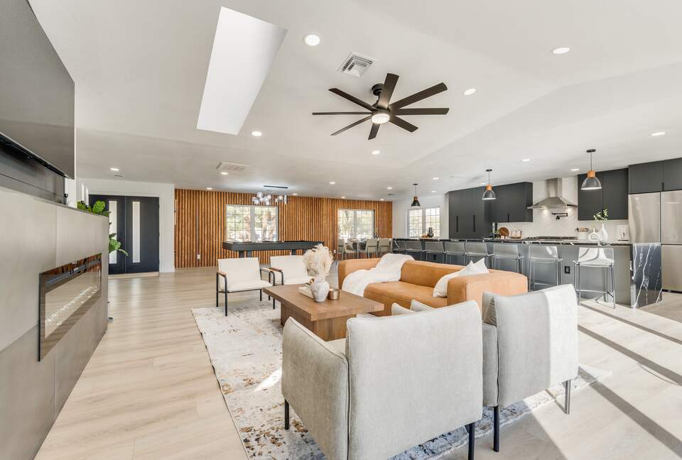 The Regal Estate with a Pool - Las Vegas, Nevada