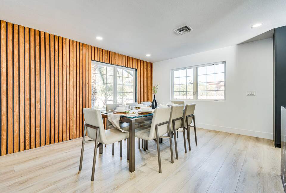 The Regal Estate with a Pool - Las Vegas, Nevada