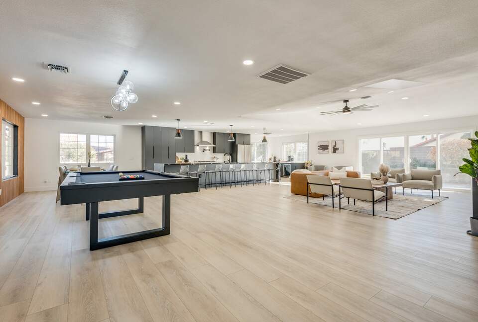 The Regal Estate with a Pool - Las Vegas, Nevada