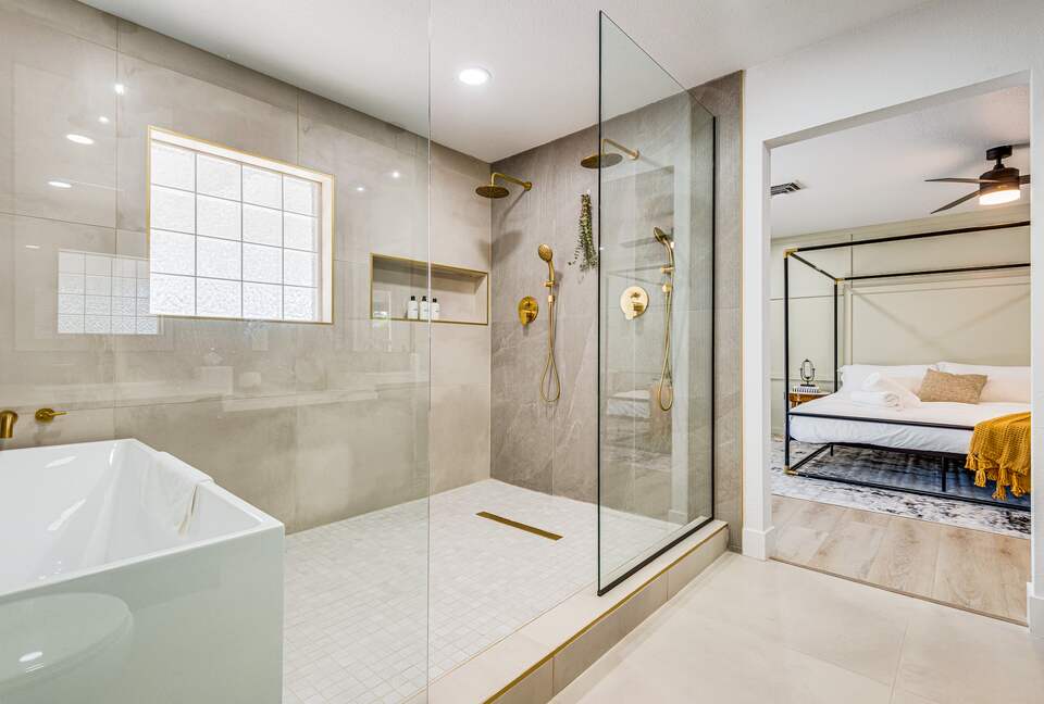 The Regal Estate with a Pool - Las Vegas, Nevada