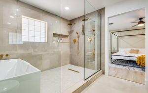 The Regal Estate with a Pool - Las Vegas, Nevada