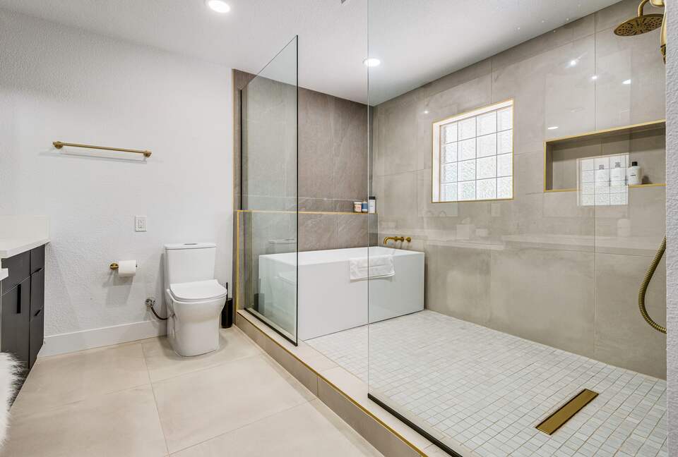 The Regal Estate with a Pool - Las Vegas, Nevada