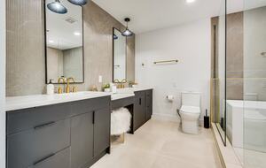 The Regal Estate with a Pool - Las Vegas, Nevada