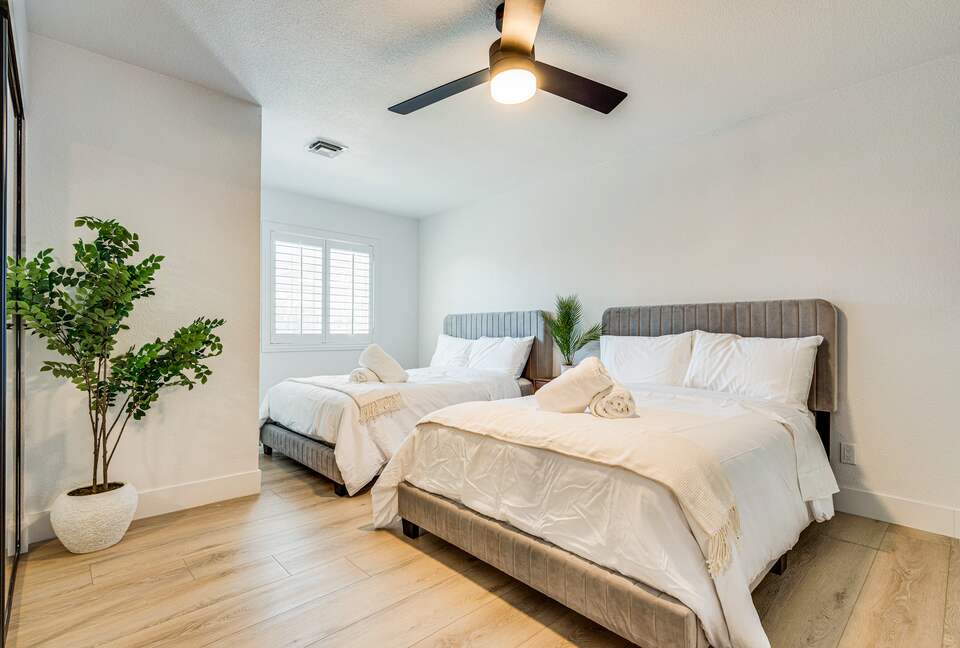 The Regal Estate with a Pool - Las Vegas, Nevada