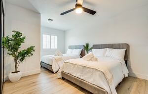 The Regal Estate with a Pool - Las Vegas, Nevada