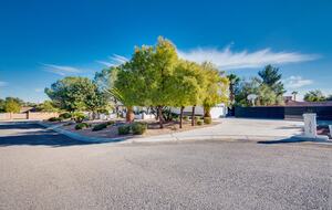 The Regal Estate with a Pool - Las Vegas, Nevada