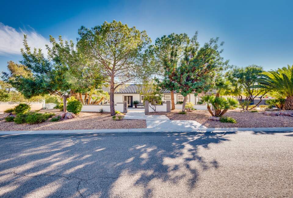 The Regal Estate with a Pool - Las Vegas, Nevada