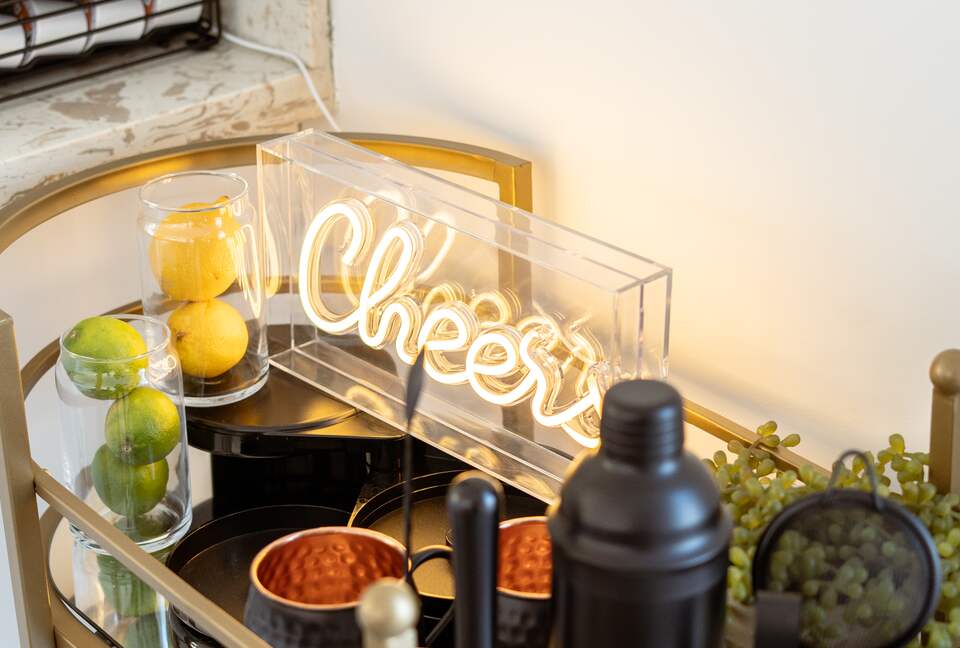 Peaceful Pueblo Modern Oasis | Spa + Game Room - Joshua Tree, California