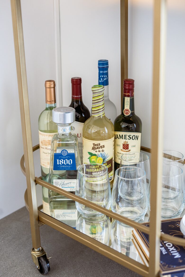 Peaceful Pueblo Modern Oasis | Spa + Game Room - Joshua Tree, California