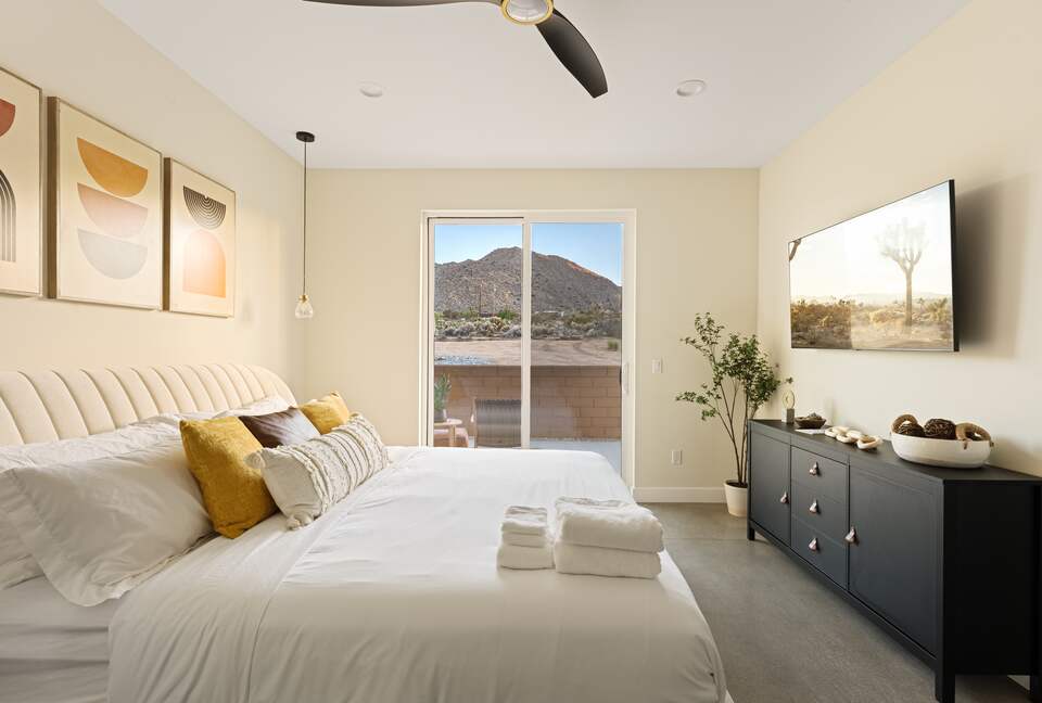 Peaceful Pueblo Modern Oasis | Spa + Game Room - Joshua Tree, California