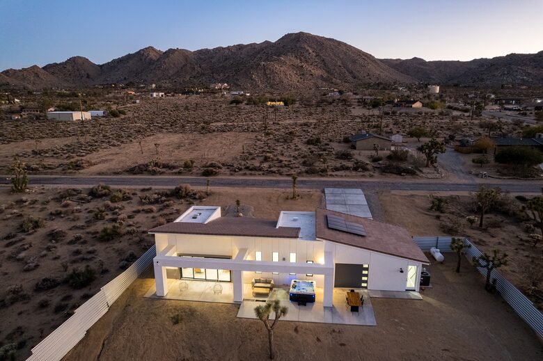 Peaceful Pueblo Modern Oasis | Spa + Game Room - Joshua Tree, California