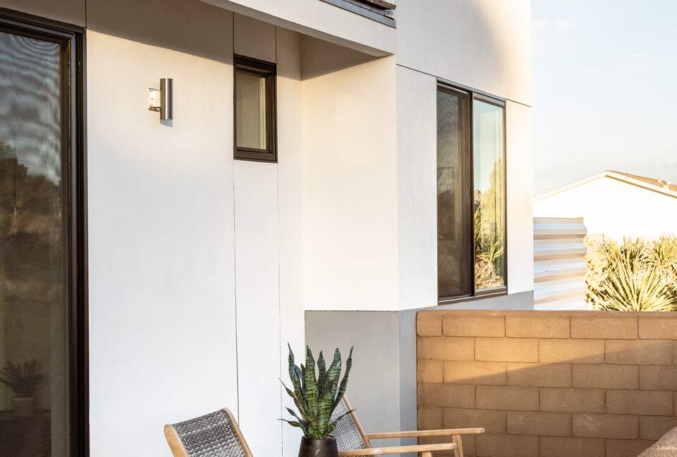 Peaceful Pueblo Modern Oasis | Spa + Game Room - Joshua Tree, California