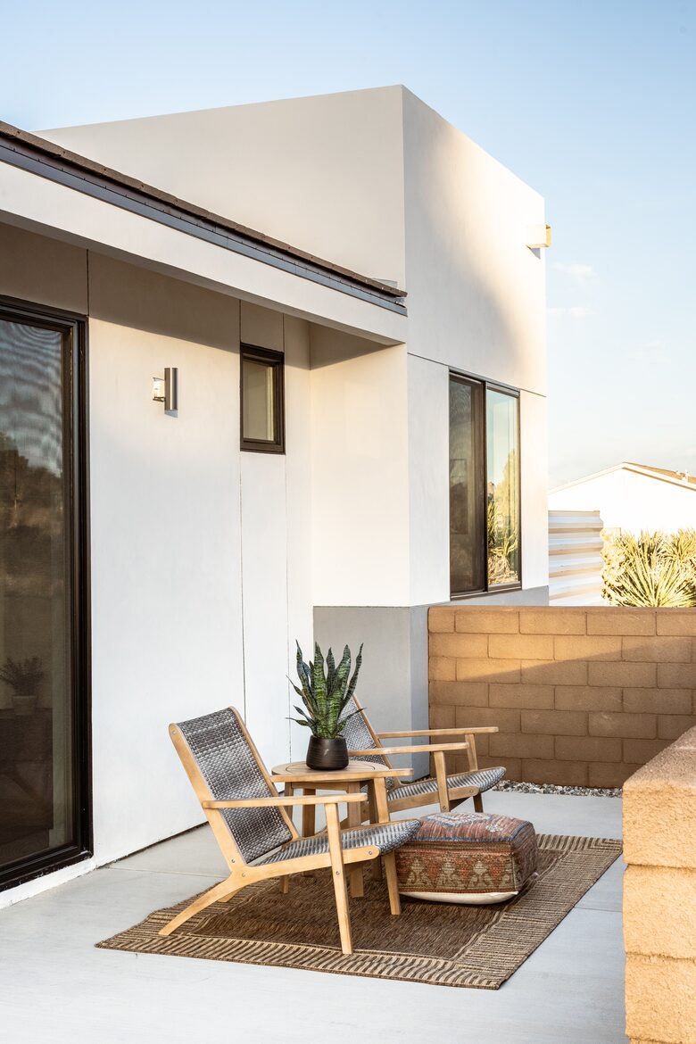 Peaceful Pueblo Modern Oasis | Spa + Game Room - Joshua Tree, California