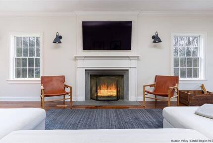 Luxurious and Modern Retreat in the Catskills - Kerhonkson, New York