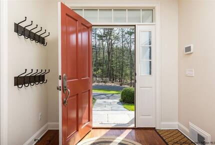 Luxurious and Modern Retreat in the Catskills - Kerhonkson, New York