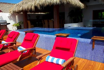 La Pintadita - IXTAPA, ZIHUATANEJO, Mexico