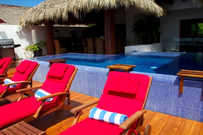 La Pintadita - IXTAPA, ZIHUATANEJO, Mexico