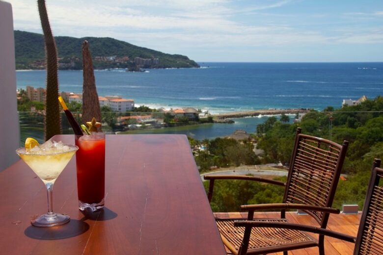 La Pintadita - IXTAPA, ZIHUATANEJO, Mexico