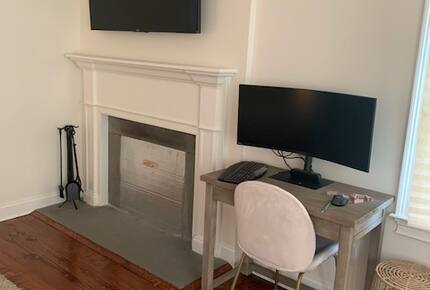 Luxurious and Modern Retreat in the Catskills - Kerhonkson, New York