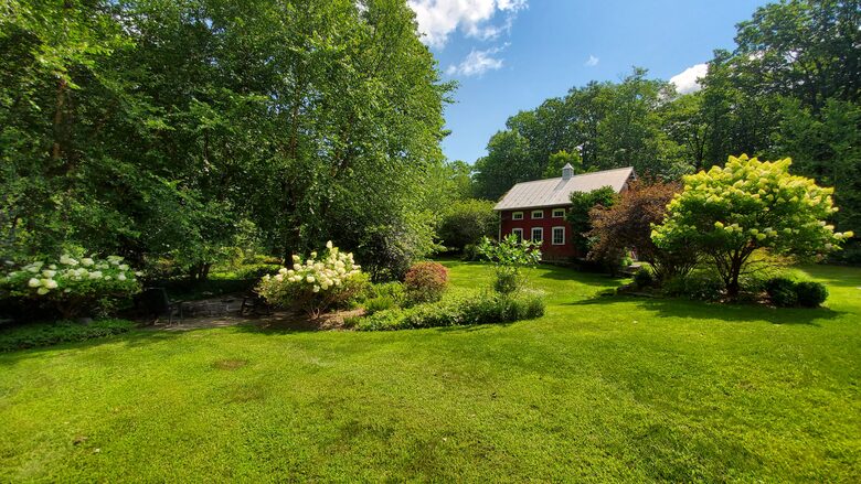 Luxurious and Modern Retreat in the Catskills - Kerhonkson, New York